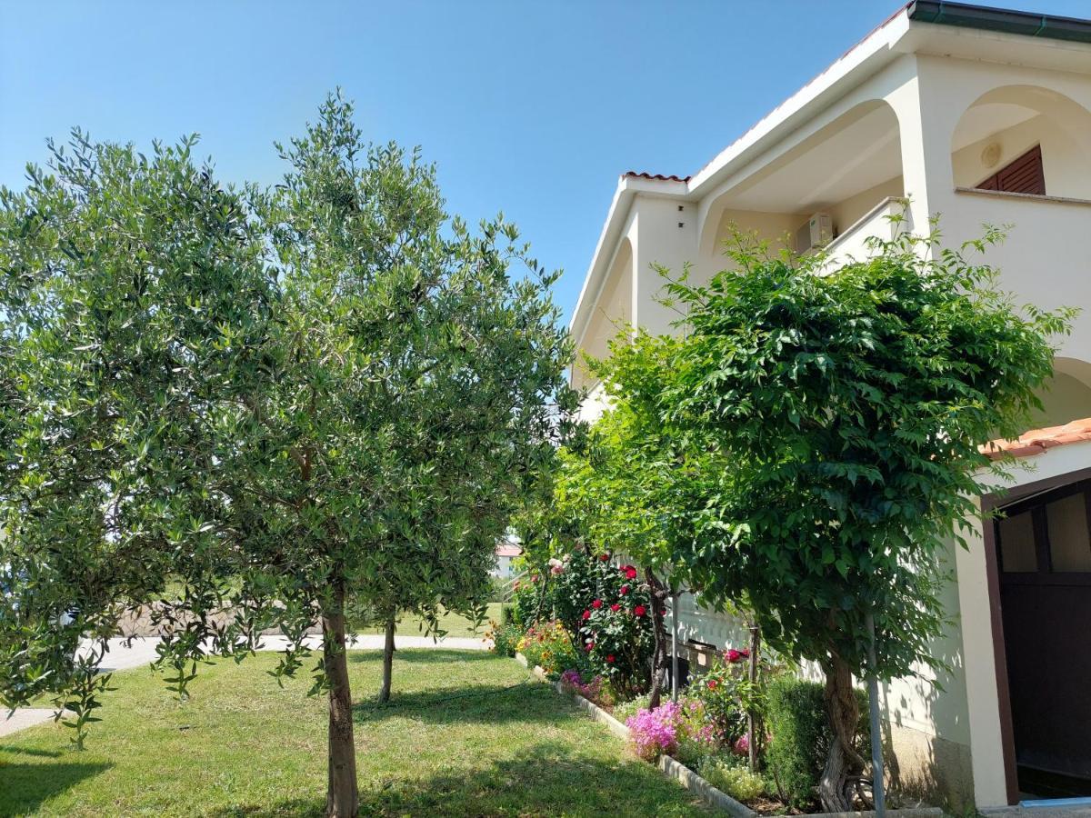 Apartments Vlašići Bagian luar foto