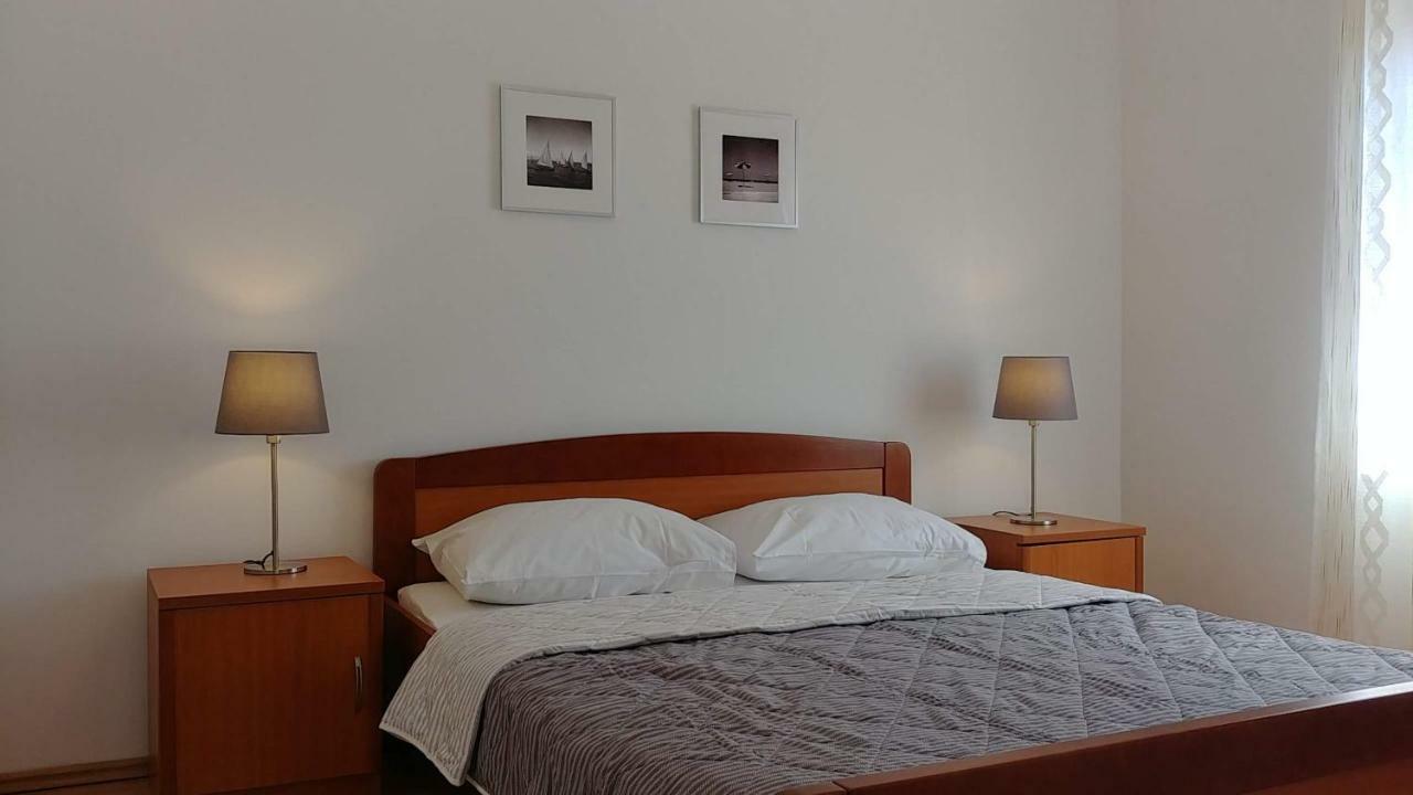 Apartments Vlašići Bagian luar foto